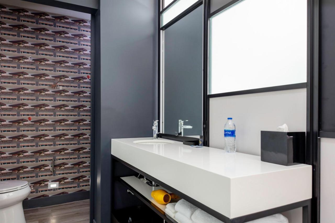 Aloft Savannah Airport Пулер Екстер'єр фото
